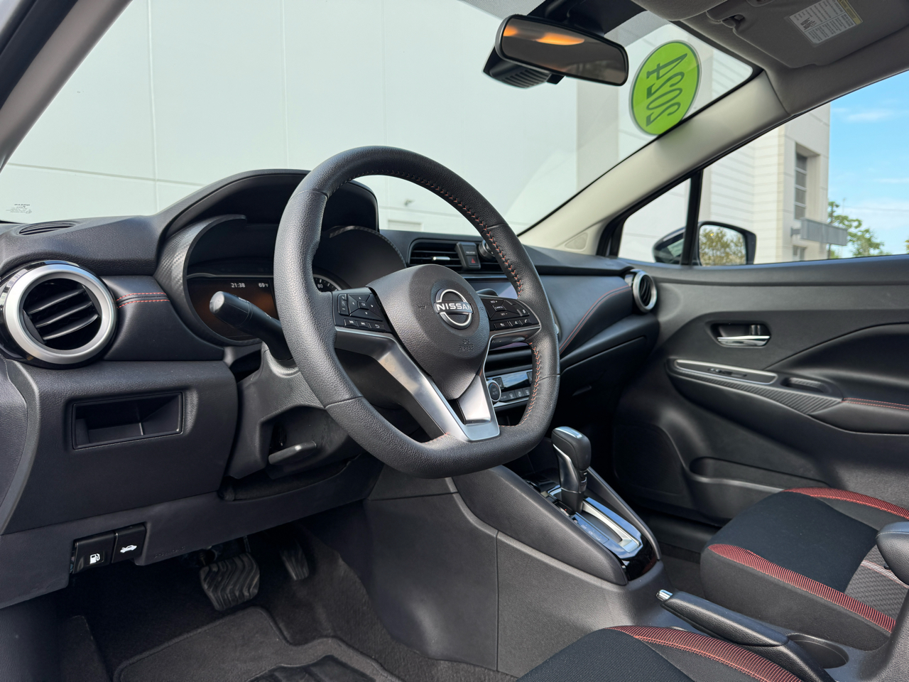 Nissan Versa SR 2024