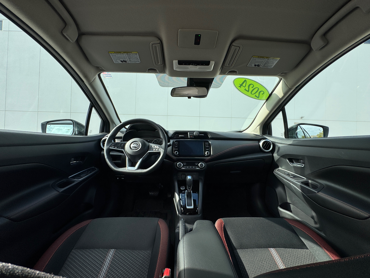 Nissan Versa SR 2024