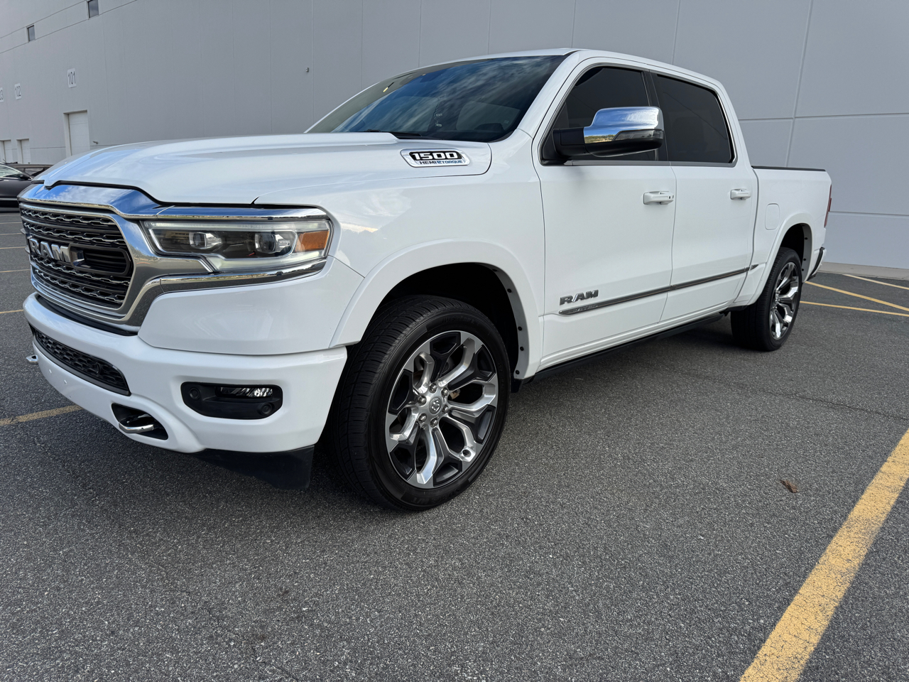 RAM 1500 Limited Crew Cab SWB 4WD 2023