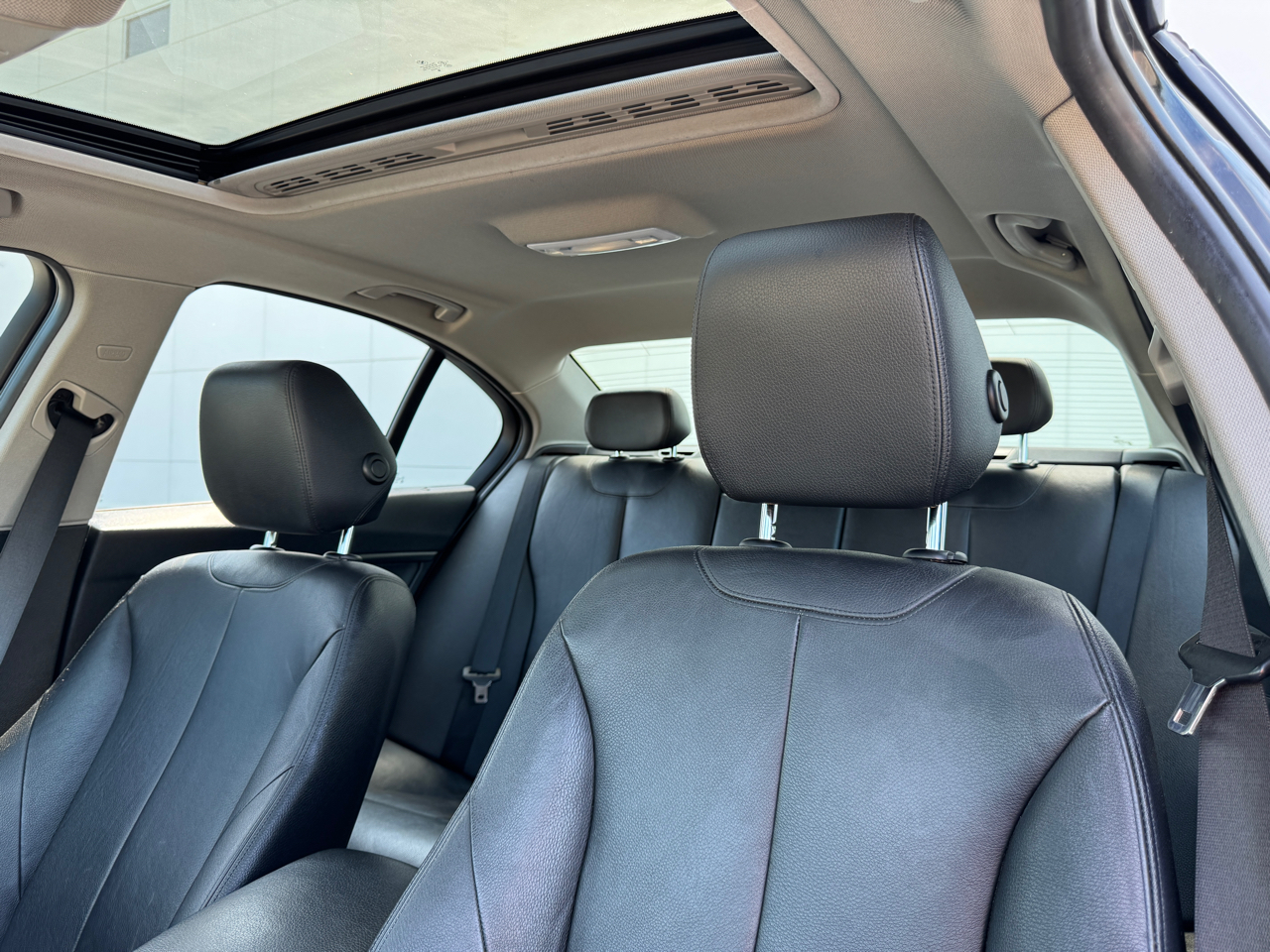 BMW 5-Series 528i xDrive 2013