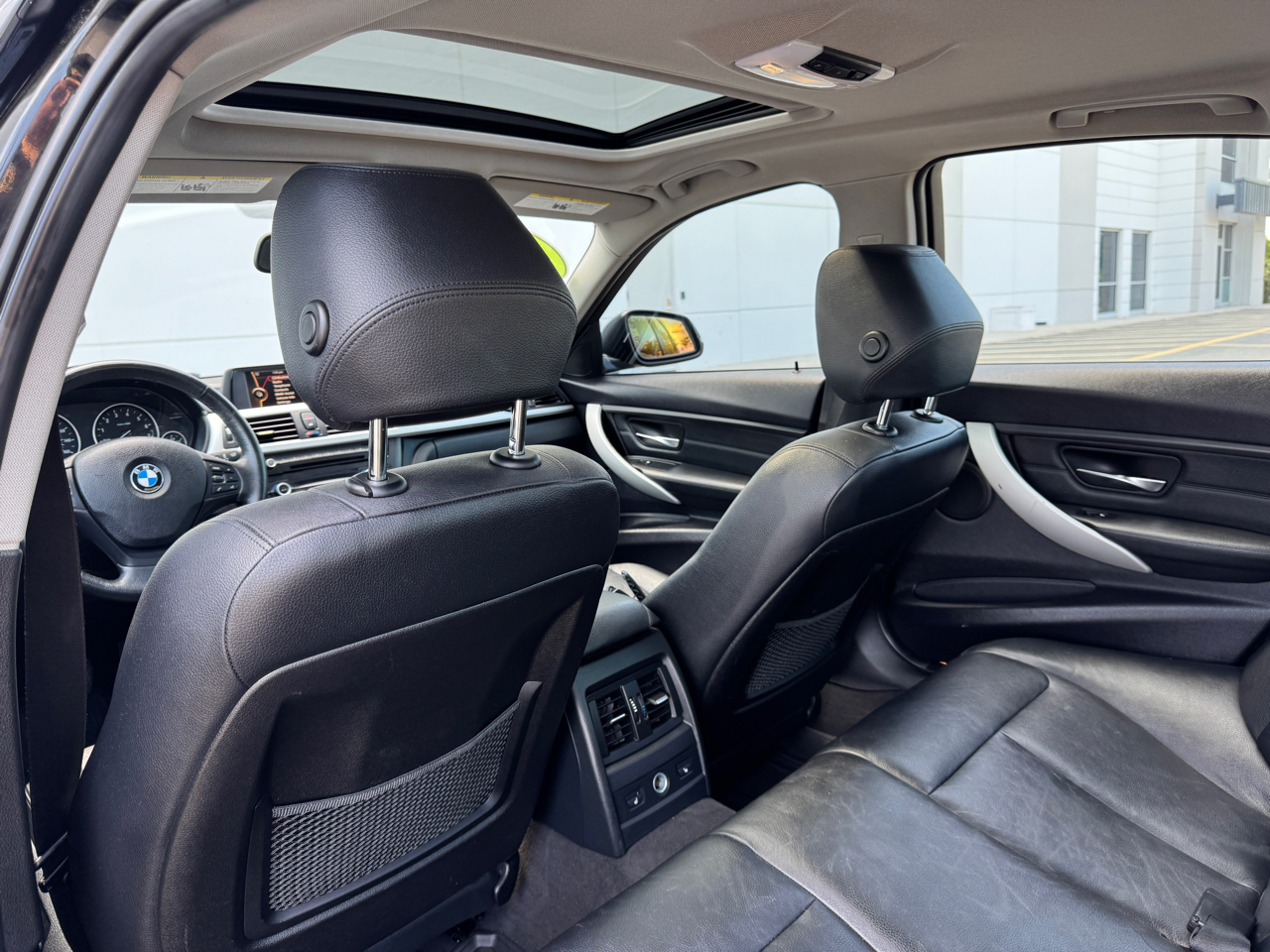 BMW 5-Series 528i xDrive 2013