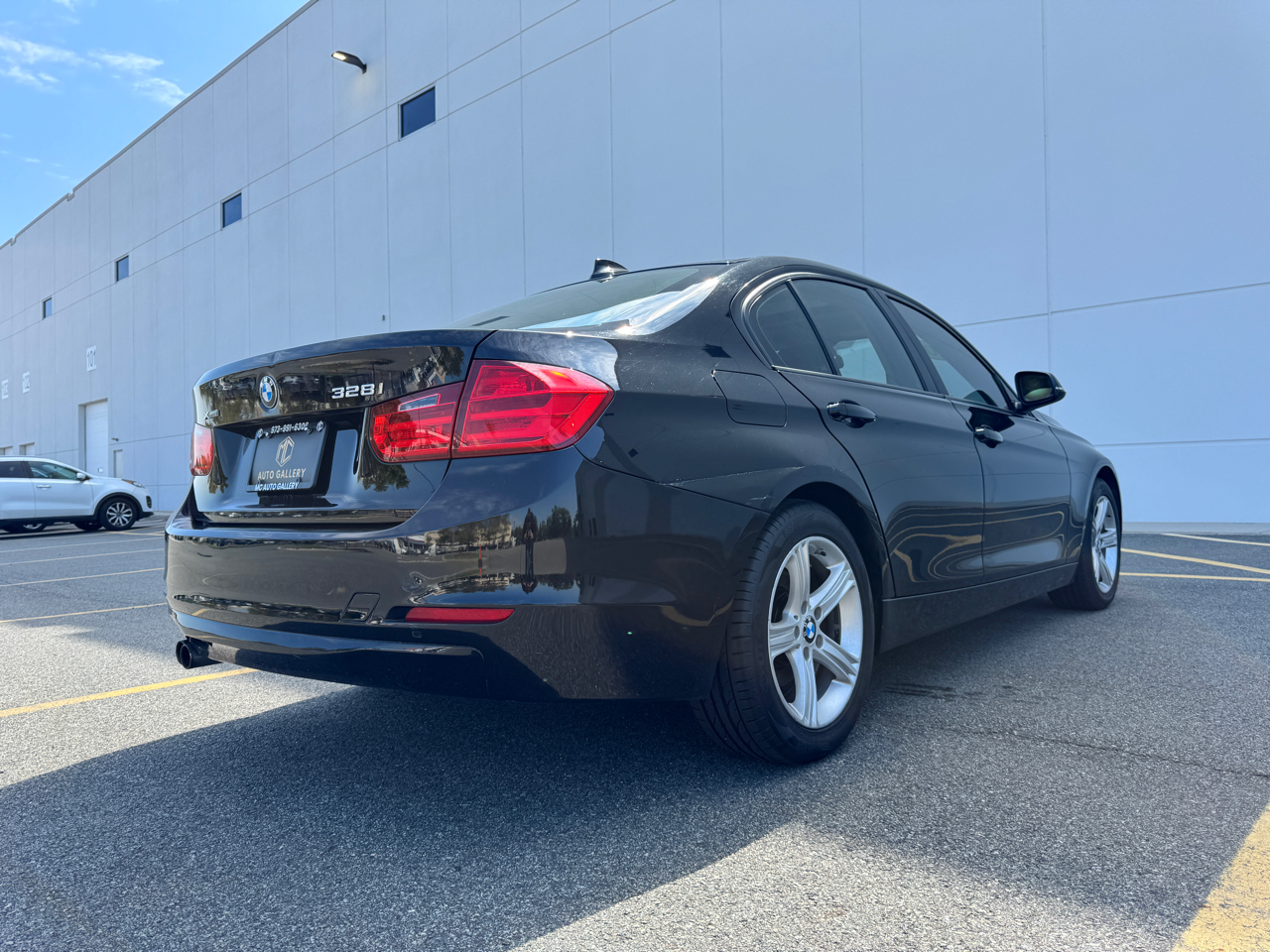 BMW 5-Series 528i xDrive 2013