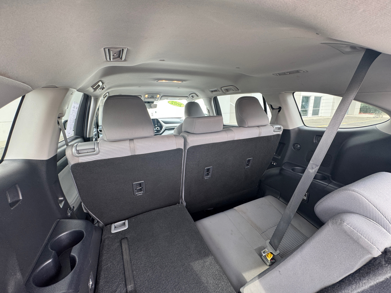 Toyota Highlander LE FWD V6 2022
