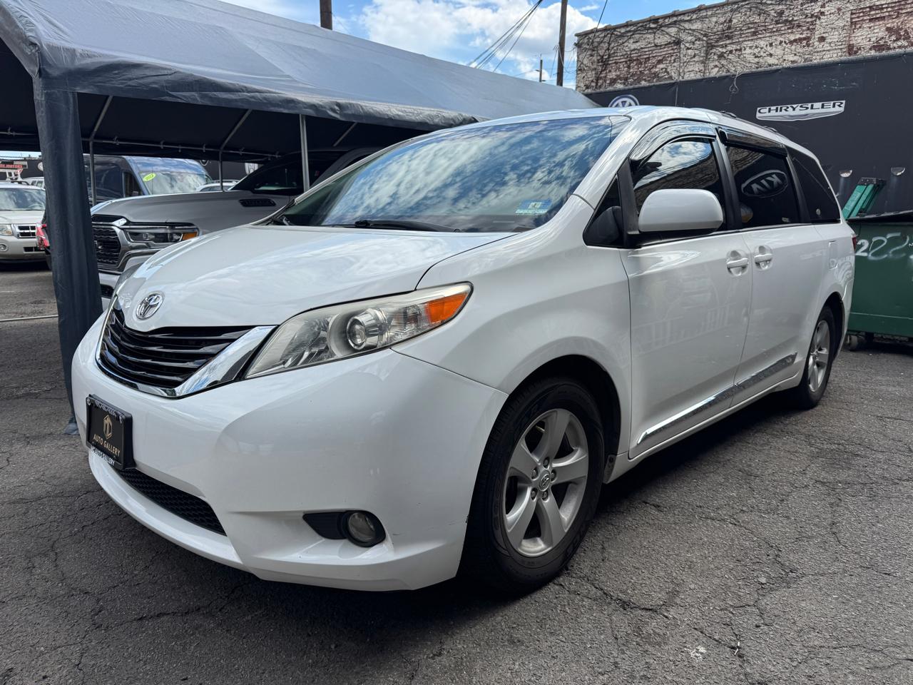 2015 Toyota Sienna LE