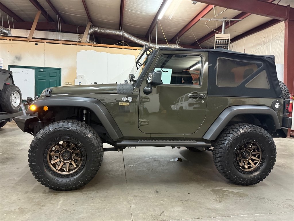 Jeep Wrangler  2016