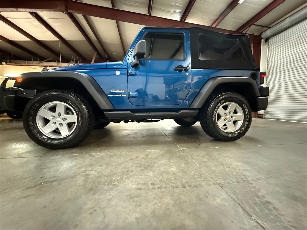 Jeep Wrangler  2010