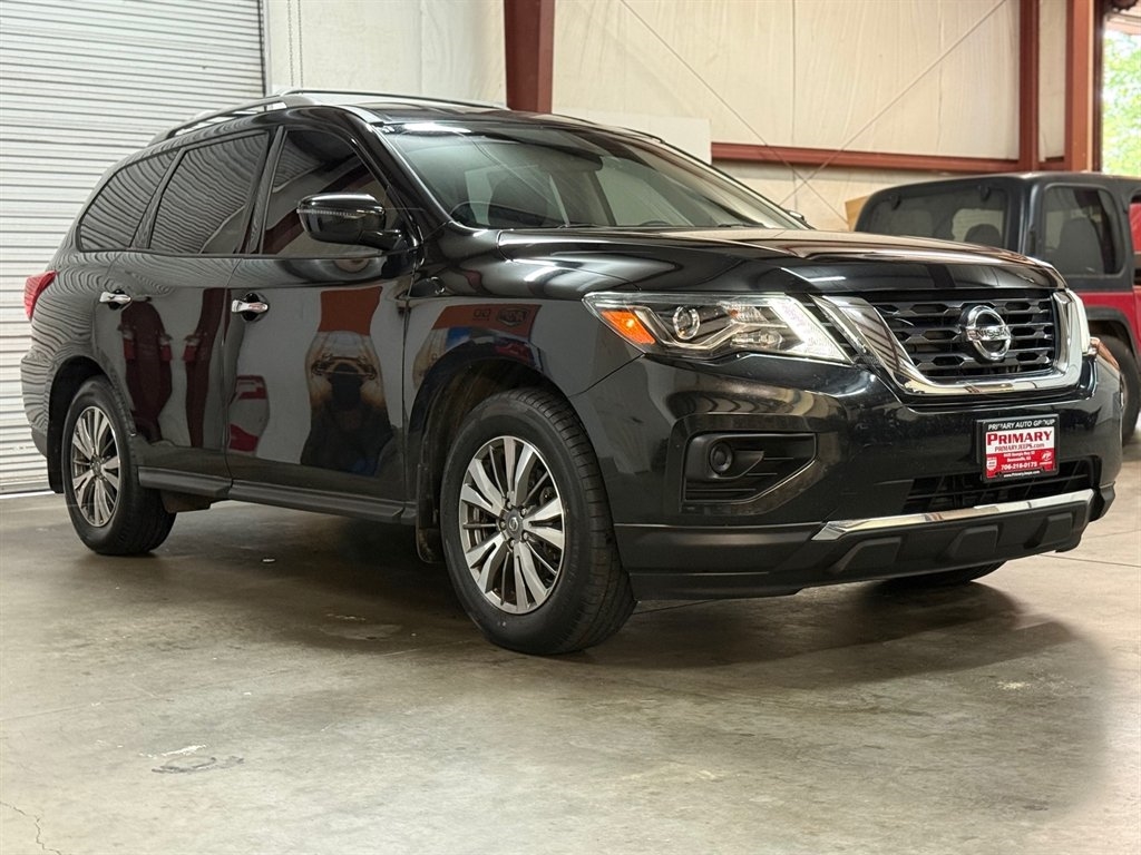 2020 Nissan Pathfinder S