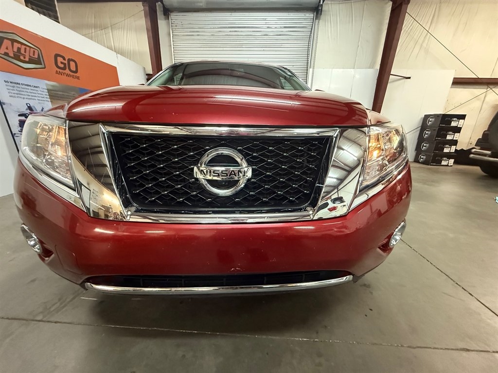 Nissan Pathfinder SL 2016