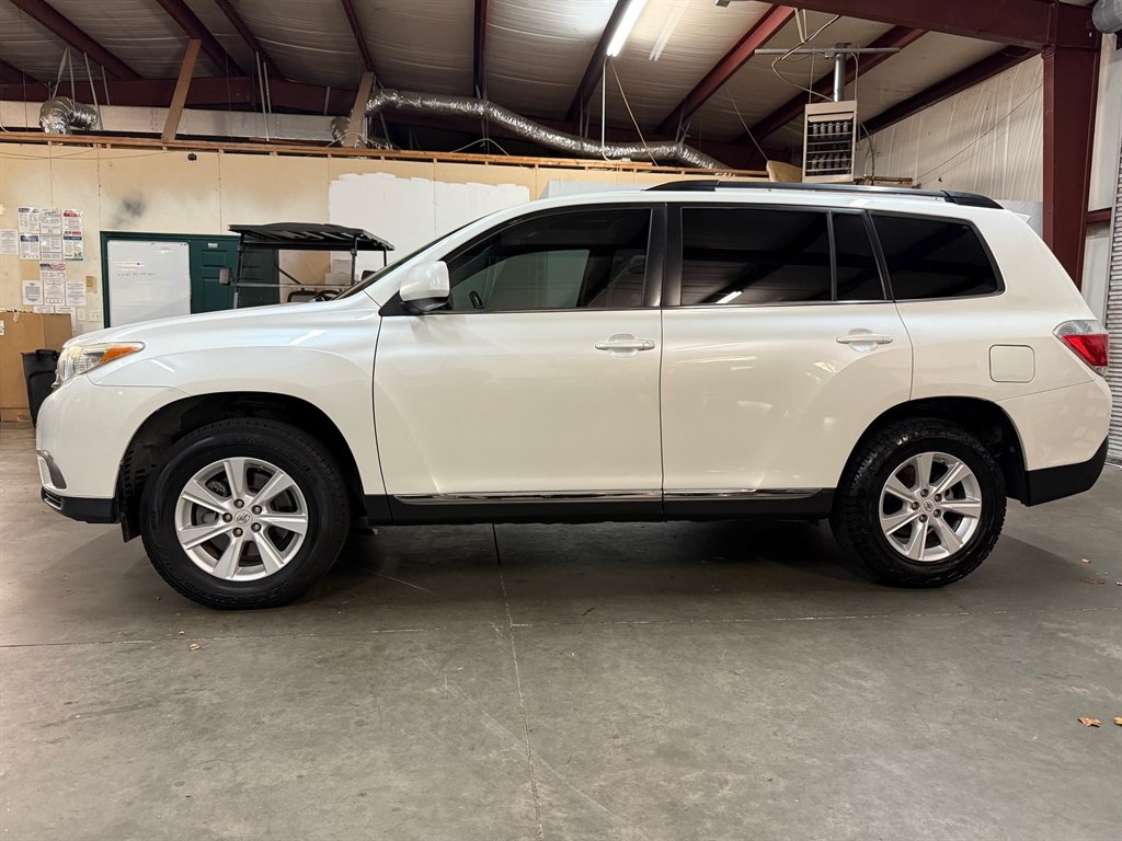 Toyota Highlander  2012