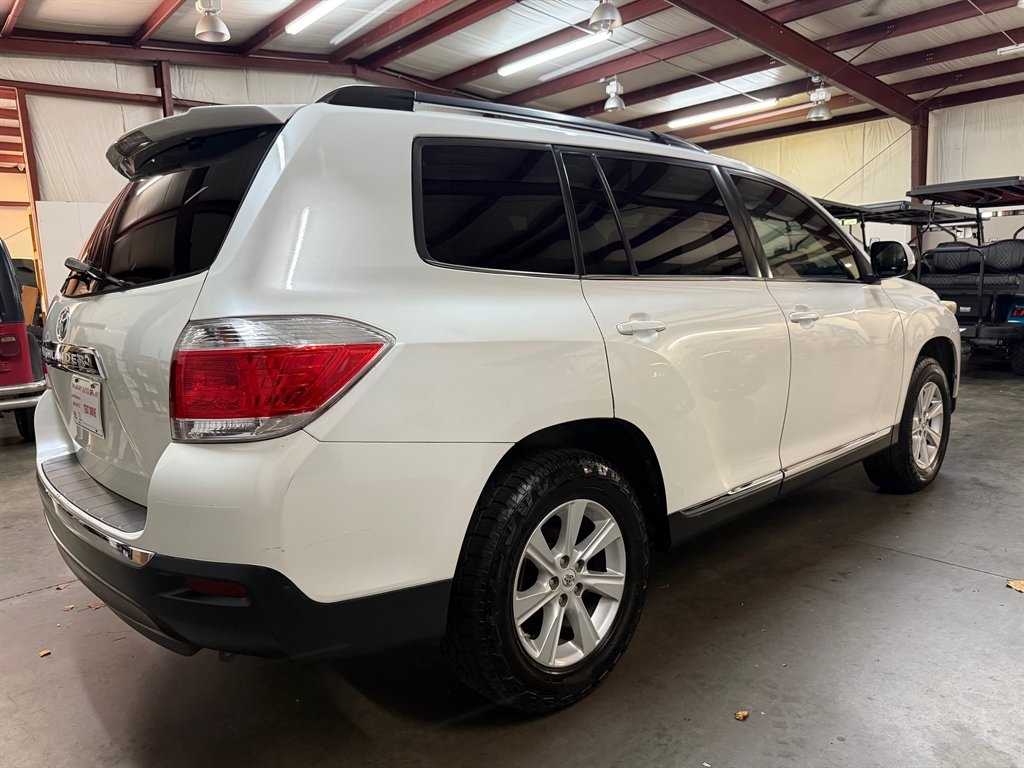 Toyota Highlander  2012
