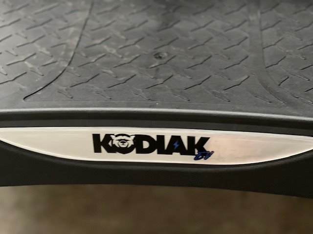 Kodiak EV APEX  2024