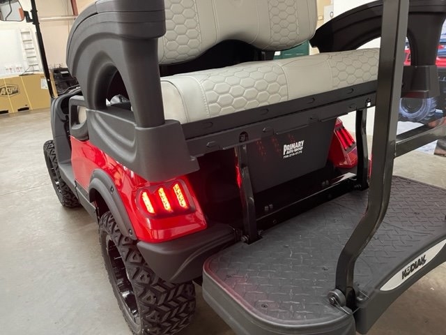 Kodiak EV APEX  2024