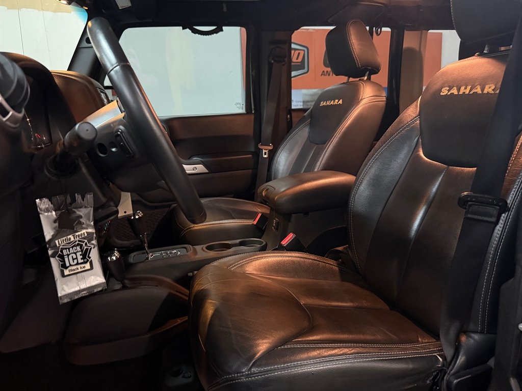Jeep Wrangler Sahara 4x4 2015