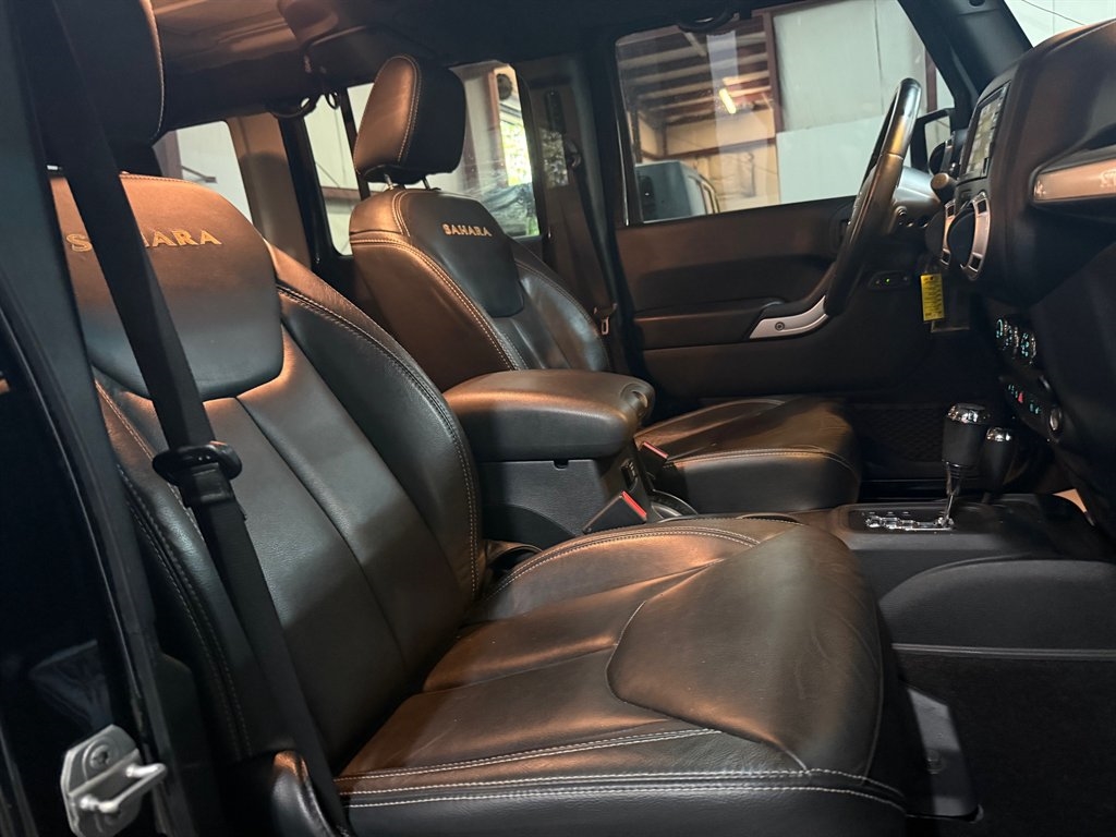 Jeep Wrangler Sahara 4x4 2015