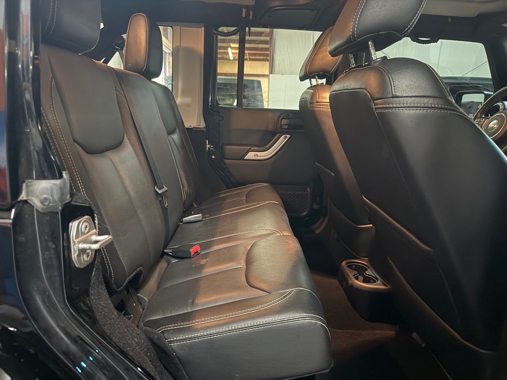 Jeep Wrangler Sahara 4x4 2015