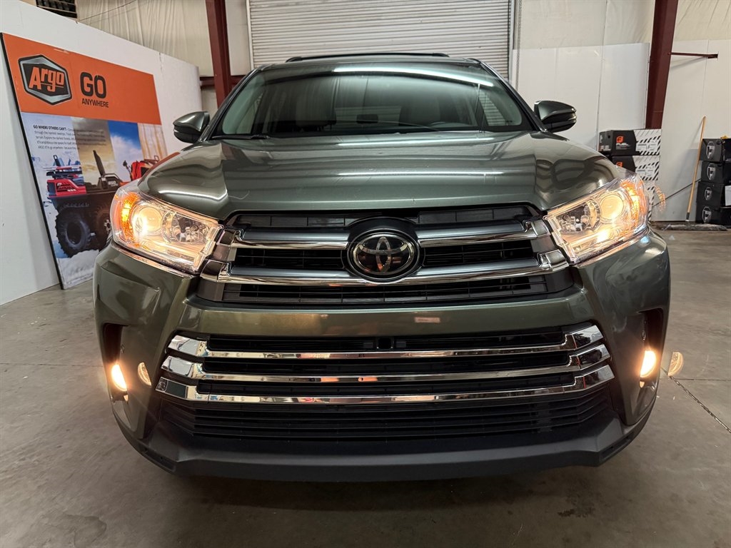 Toyota Highlander  2017