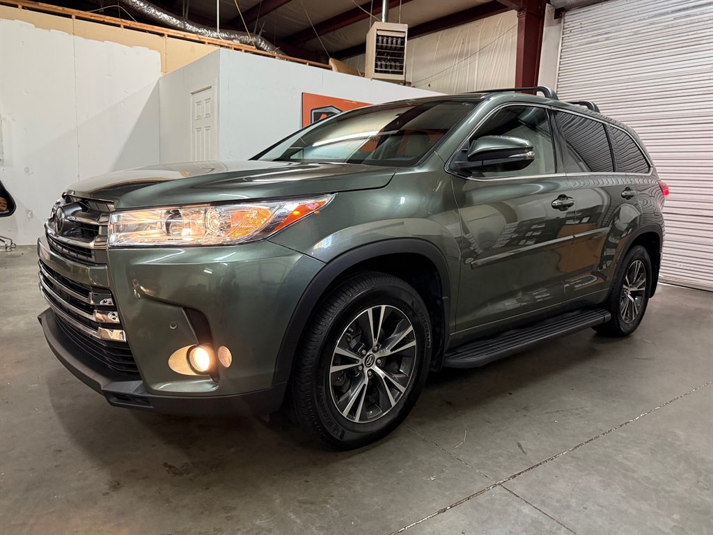Toyota Highlander  2017