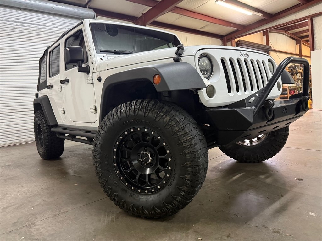 2014 Jeep Wrangler 4x4 69k