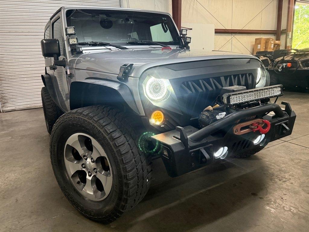 2017 Jeep Wrangler Sahara - Photo 2