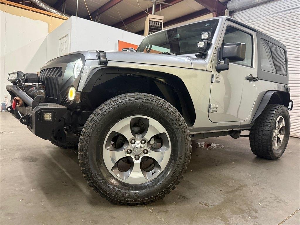 2017 Jeep Wrangler Sahara - Photo 4