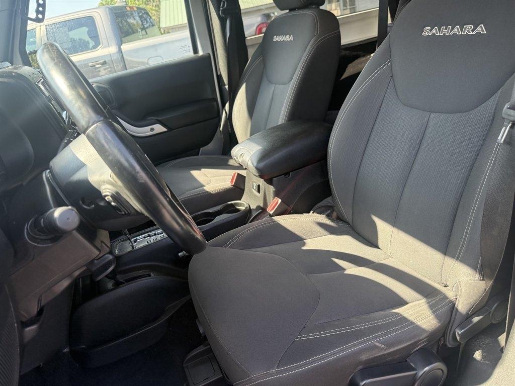2017 Jeep Wrangler Sahara - Photo 14