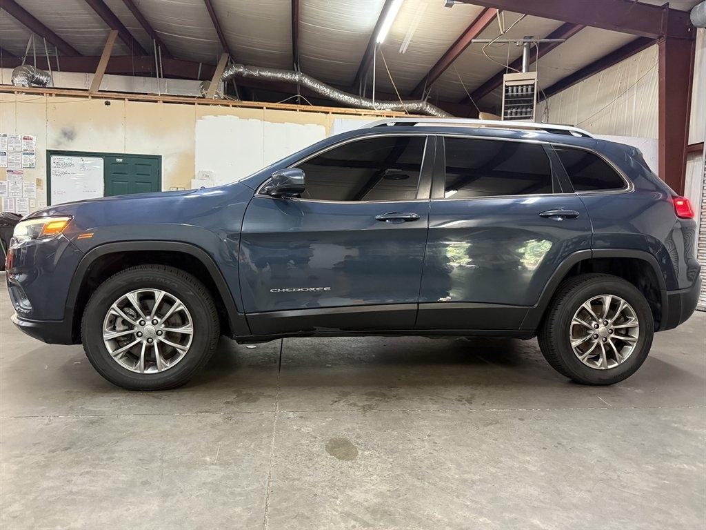 2020 Jeep Cherokee Latitude Plus - Photo 12