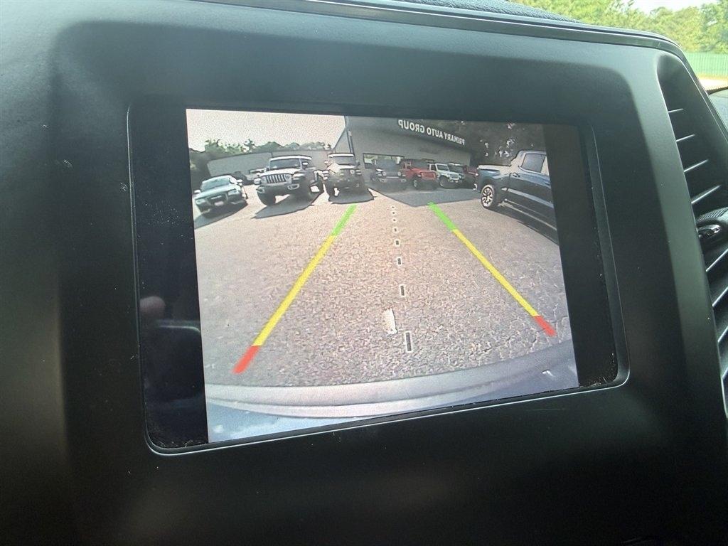 2020 Jeep Cherokee Latitude Plus - Photo 13