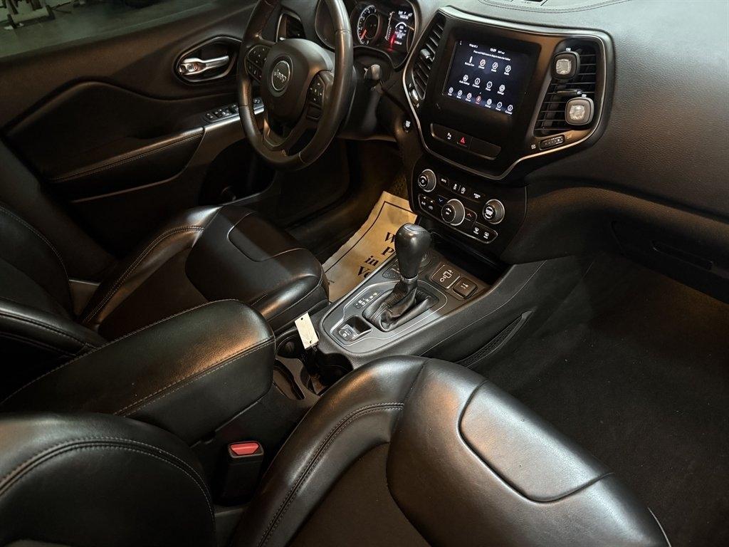 2020 Jeep Cherokee Latitude Plus - Photo 22