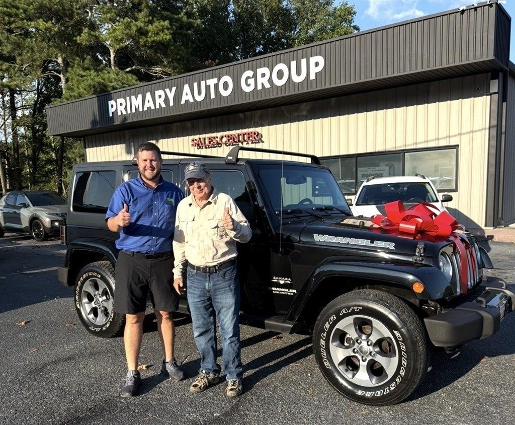 2017 Jeep Wrangler SAHARA 1 owner