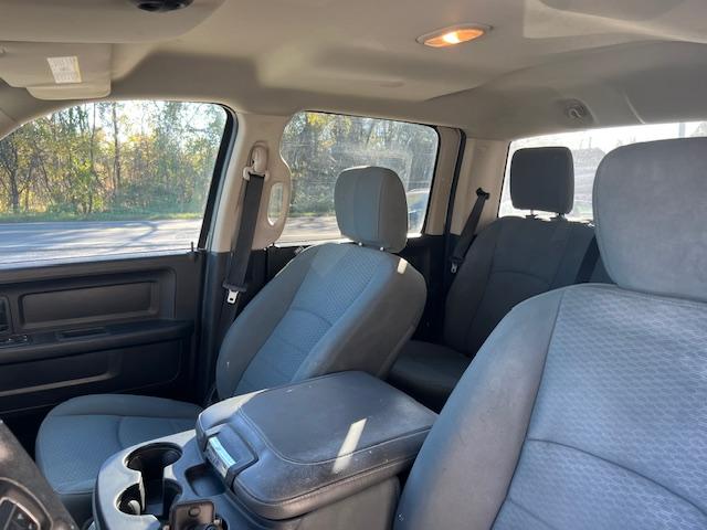 RAM 1500 Tradesman Crew Cab SWB 4WD 2013