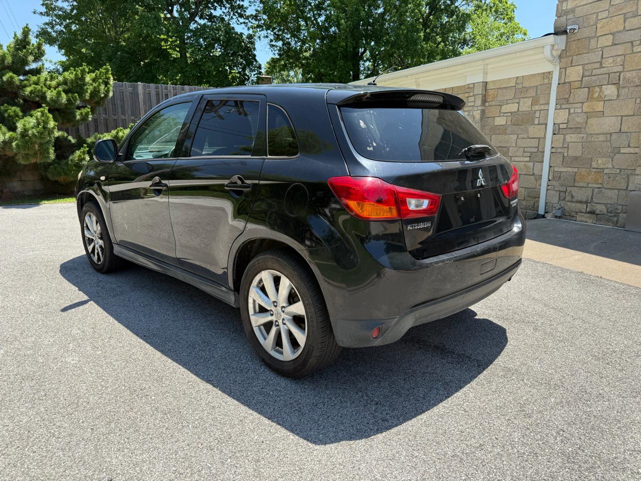 2015 Mitsubishi Outlander Sport ES - Photo 14