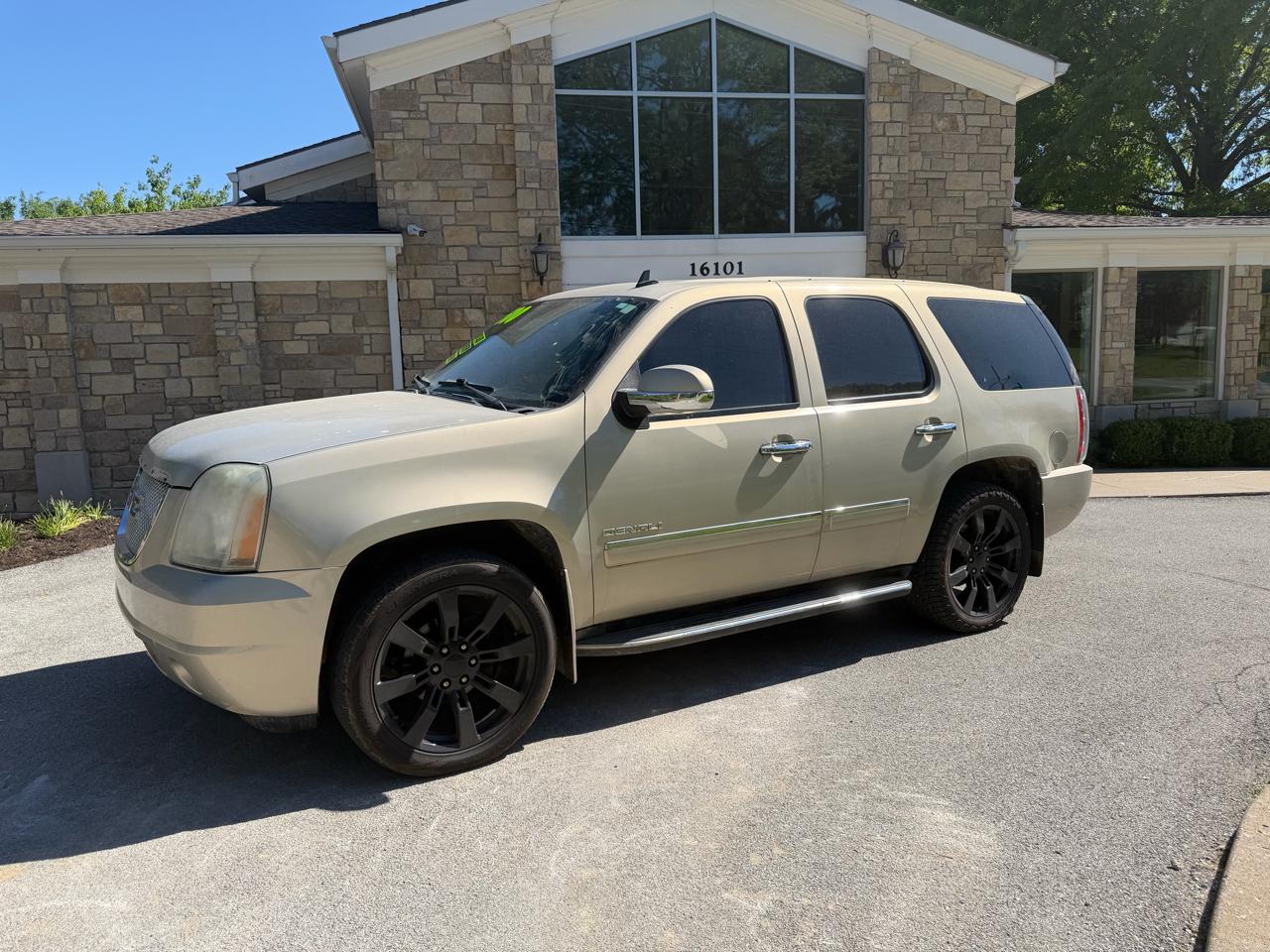 2011 GMC Yukon Denali - AWD's photo