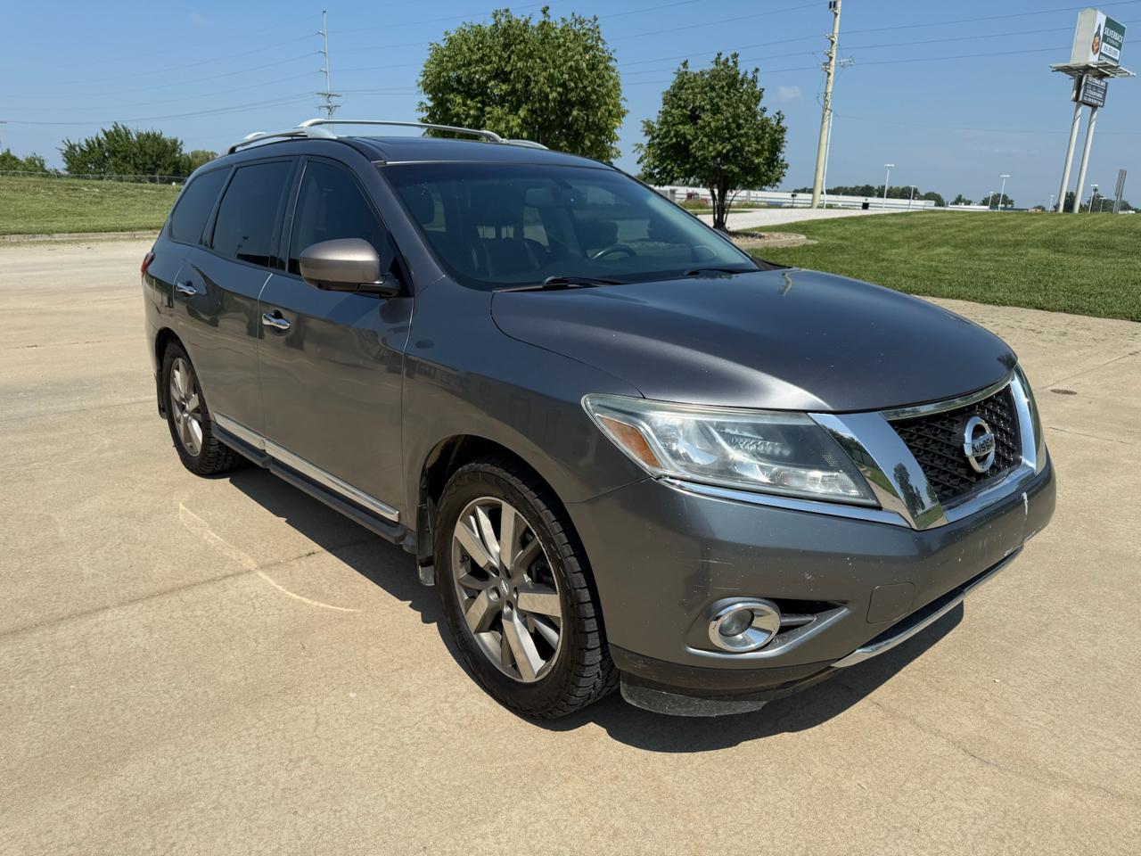 2015 Nissan Pathfinder S