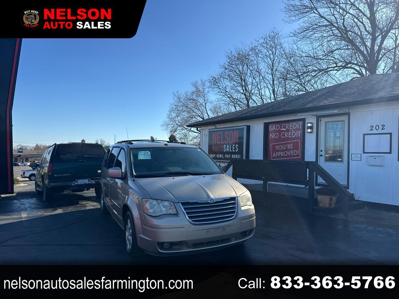 2009 Chrysler Town & Country Touring