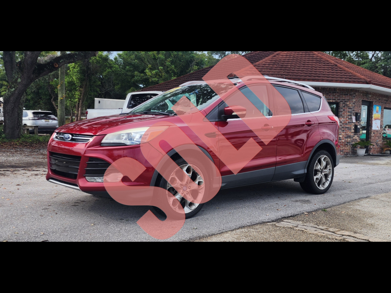 2013 Ford Escape Titanium's photo