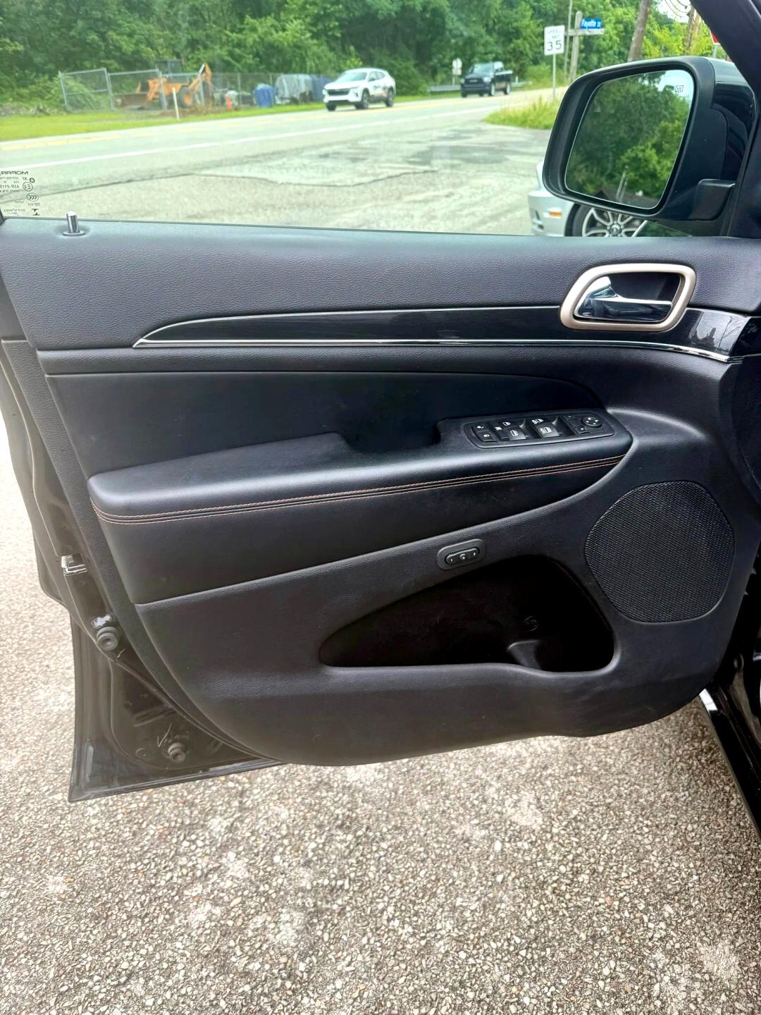 Jeep Grand Cherokee Limited 4WD 2017