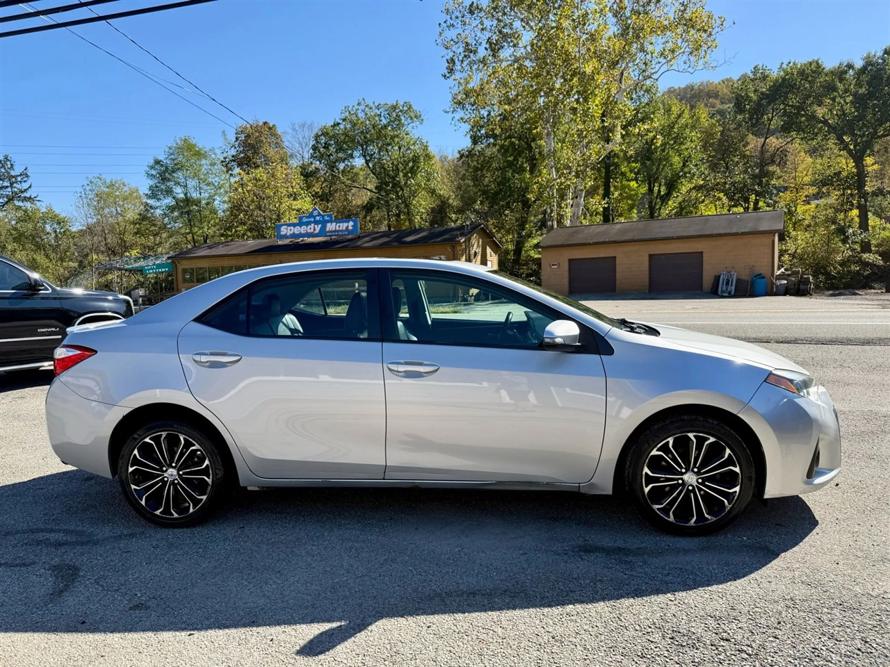 Toyota Corolla S Plus 6MT 2014