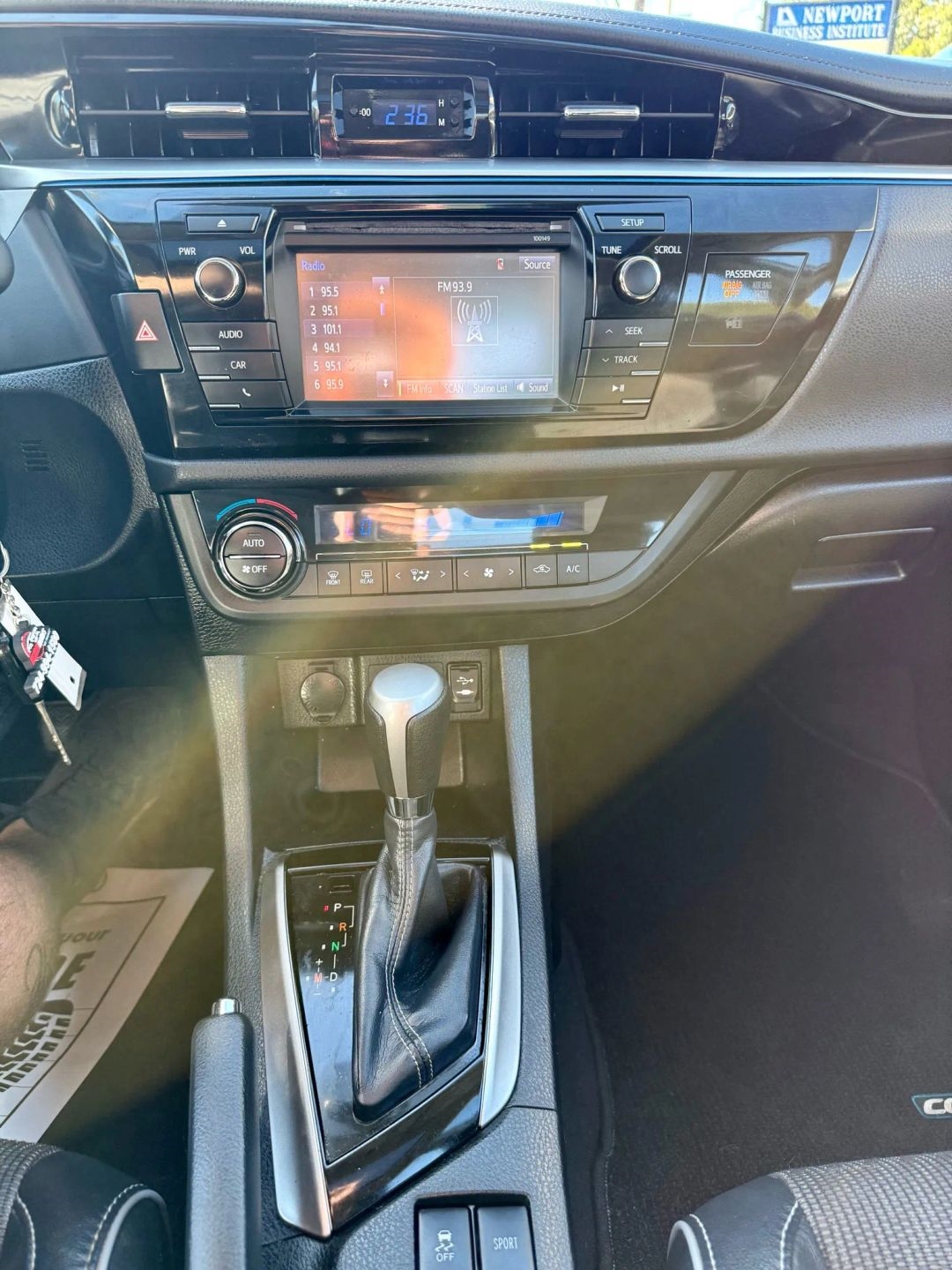 Toyota Corolla S Plus 6MT 2014