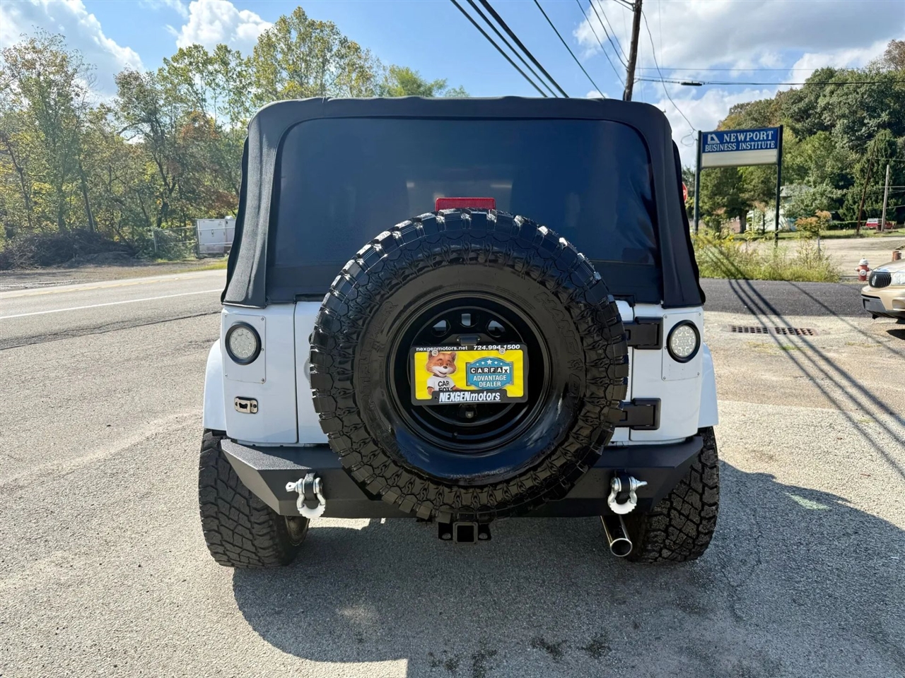 Jeep Wrangler Sahara 4WD 2013