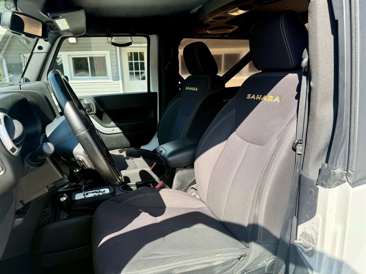 Jeep Wrangler Sahara 4WD 2013