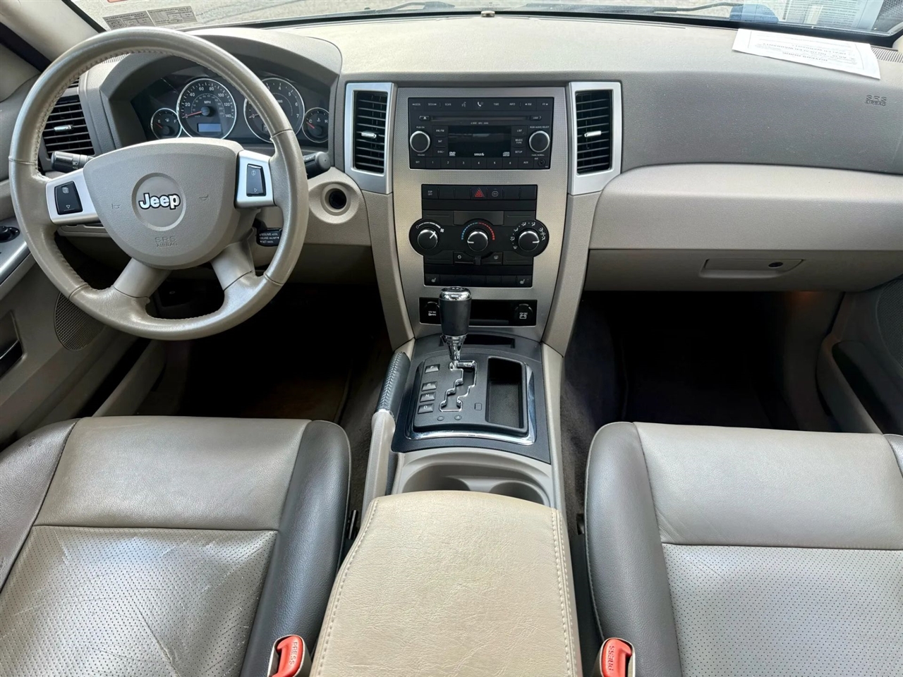 Jeep Grand Cherokee Laredo 4WD 2009