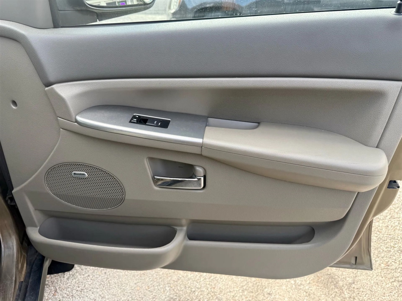 Jeep Grand Cherokee Laredo 4WD 2009