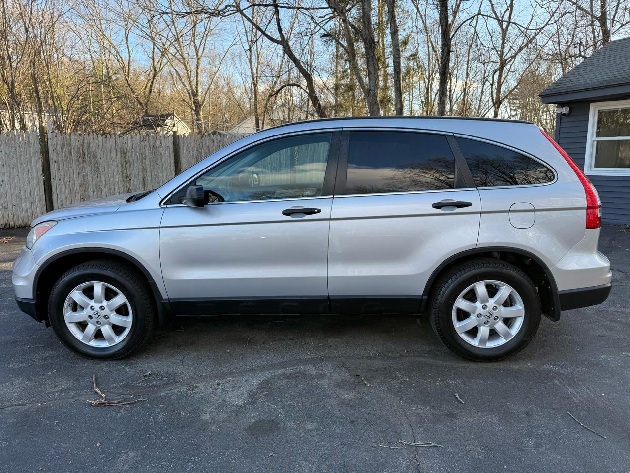 Honda CR-V SE 4WD 5-Speed AT 2011