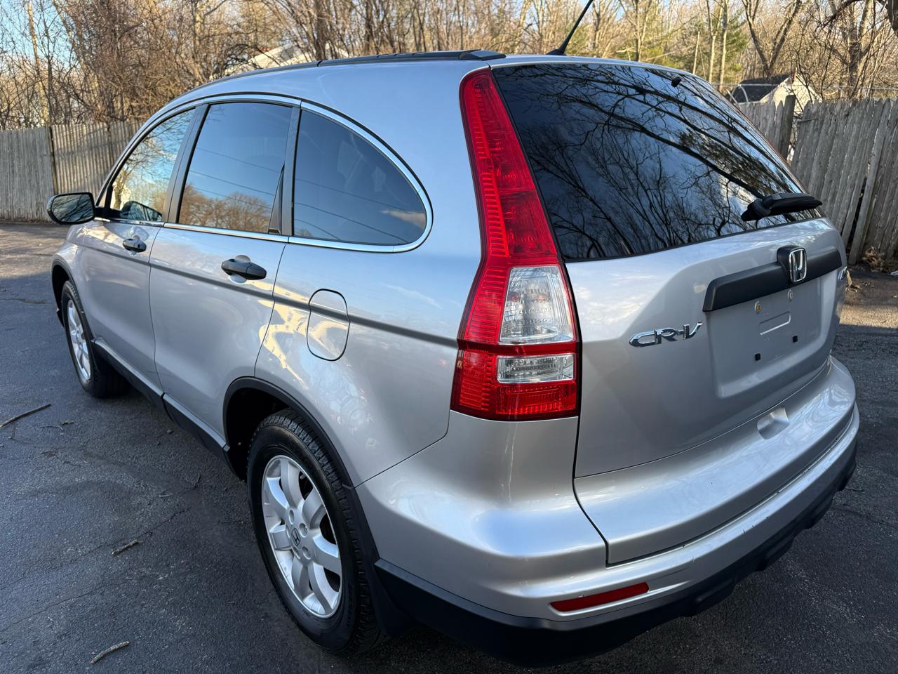 Honda CR-V SE 4WD 5-Speed AT 2011