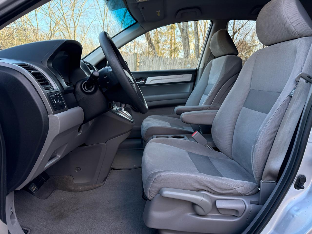 Honda CR-V SE 4WD 5-Speed AT 2011