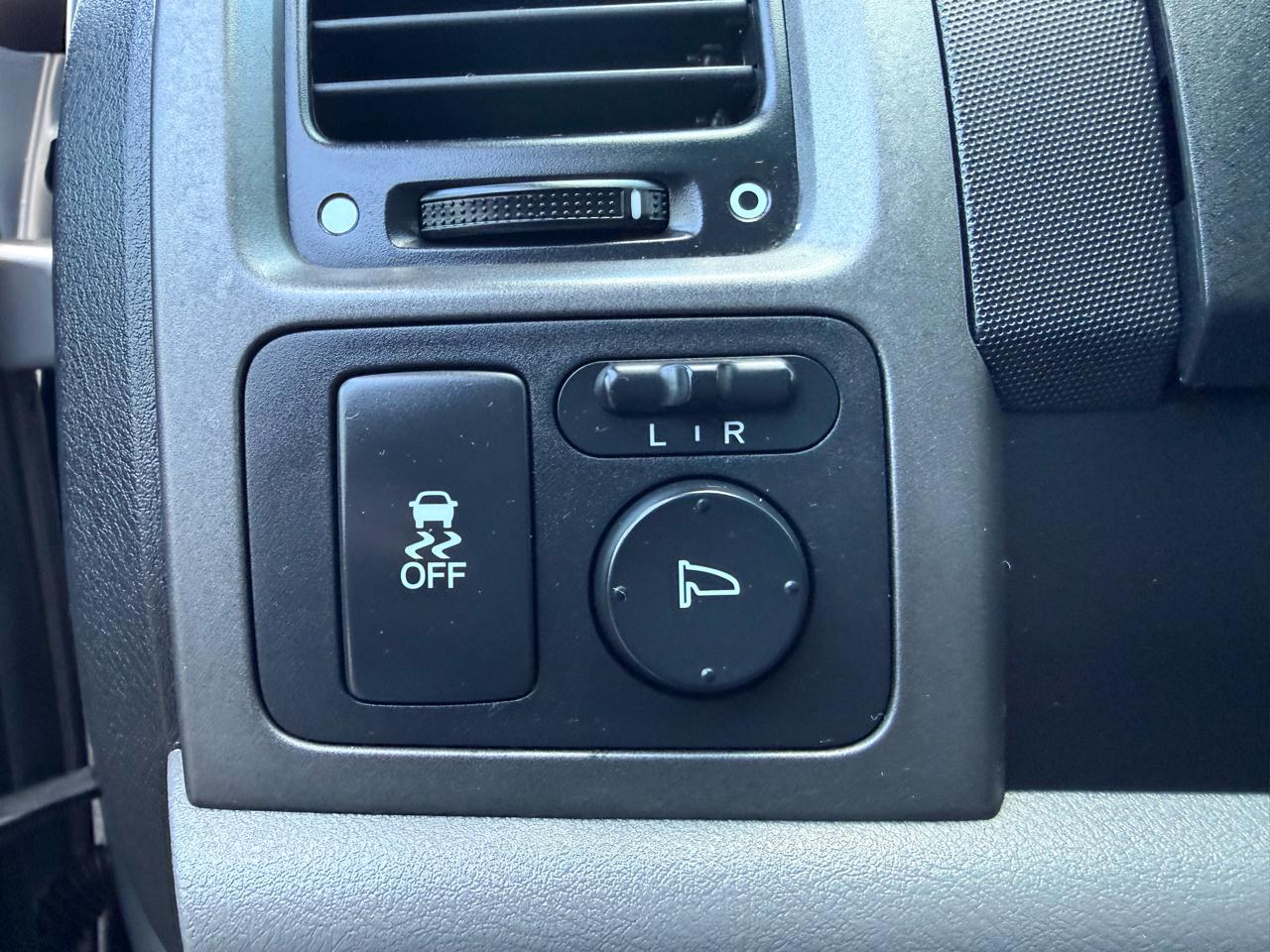 Honda CR-V SE 4WD 5-Speed AT 2011