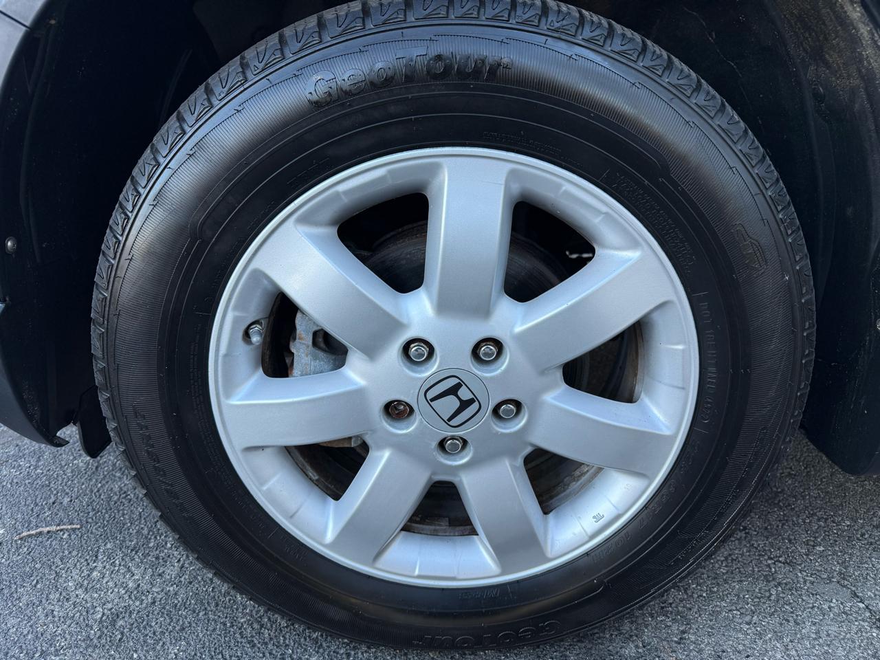 Honda CR-V SE 4WD 5-Speed AT 2011