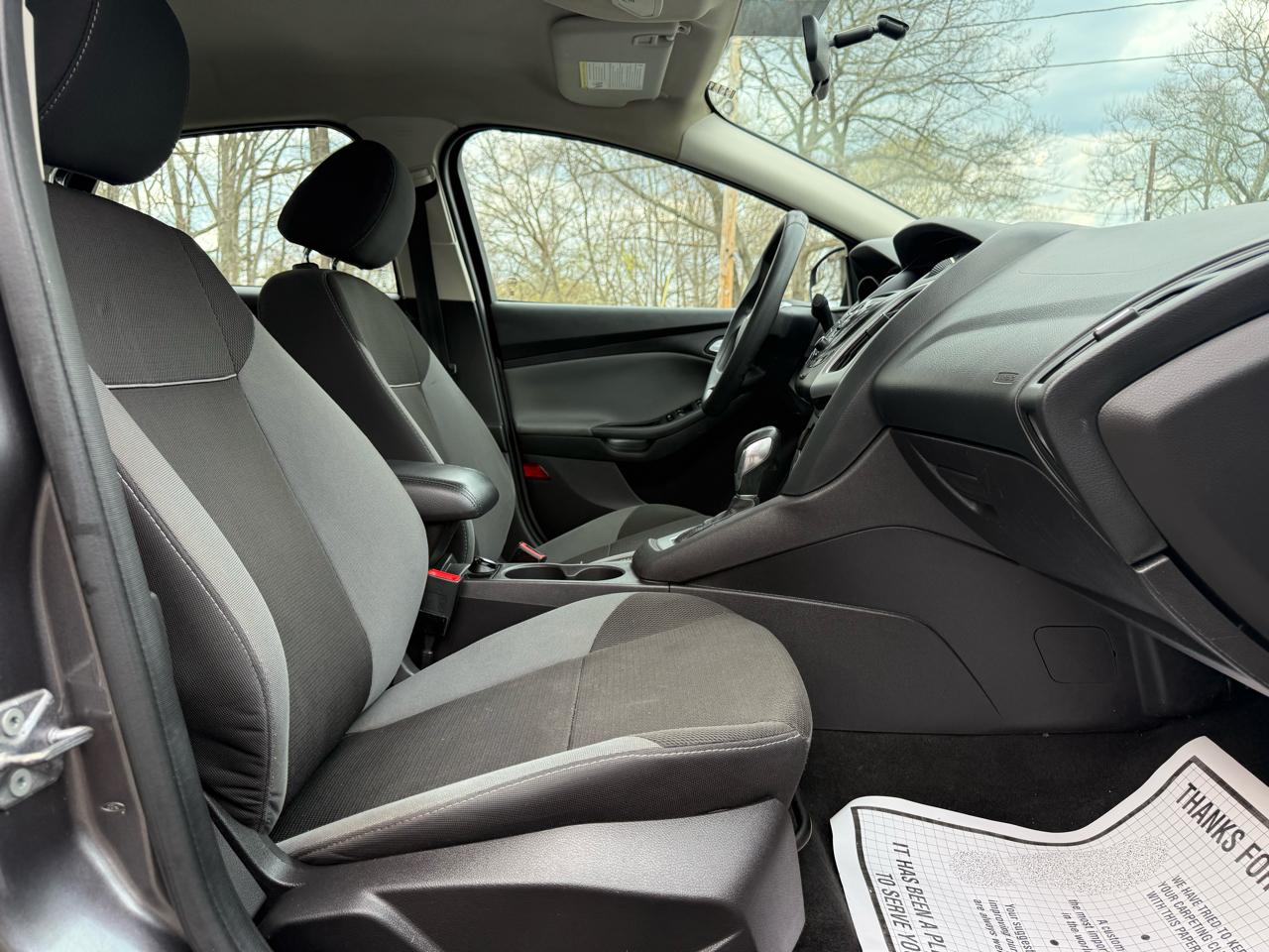 Ford Focus SE Sedan 2014