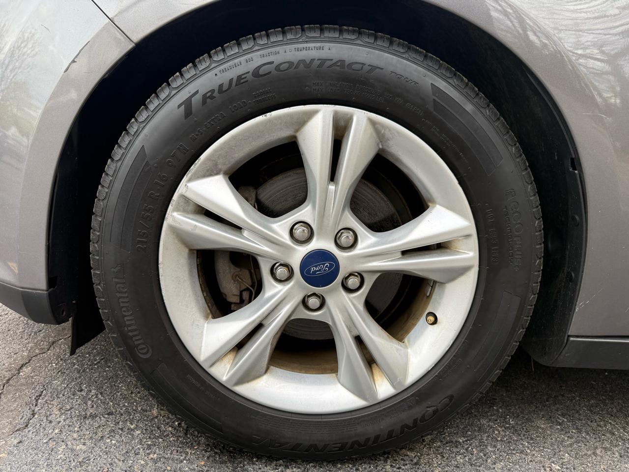 Ford Focus SE Sedan 2014