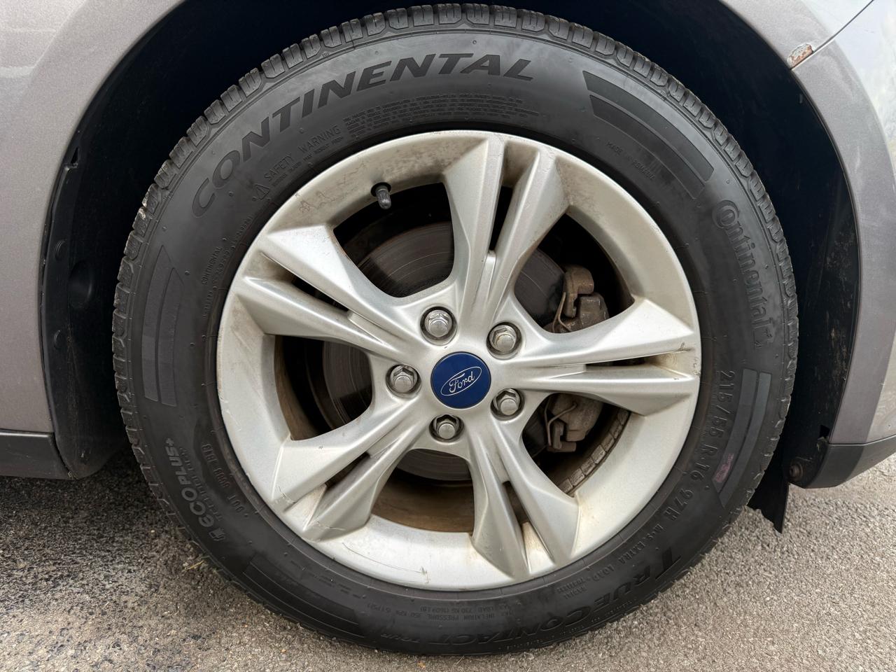 Ford Focus SE Sedan 2014